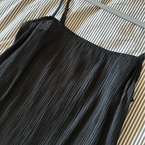 Madewell Plisse Dress - Picture 3 of 6
